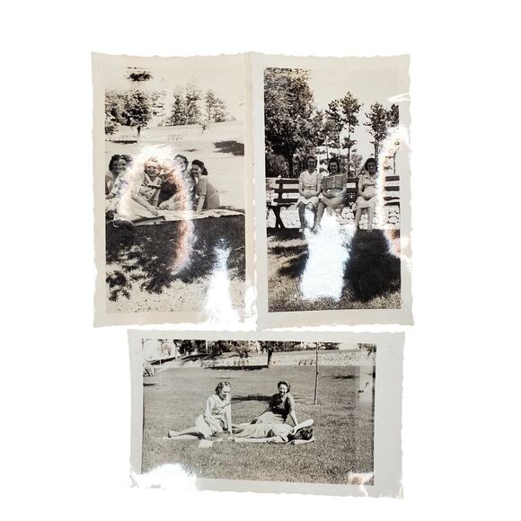 Vtg Junk Drawer Lot of 3 Girlfriends at the Park Monochrome Photography - Picture 1 of 4